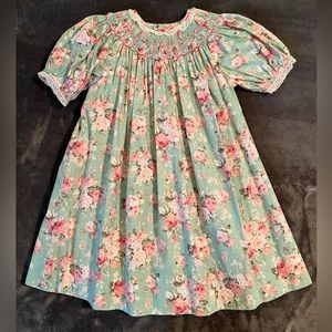 Toddler girl floral smocked dress. Size 2T. NWOT